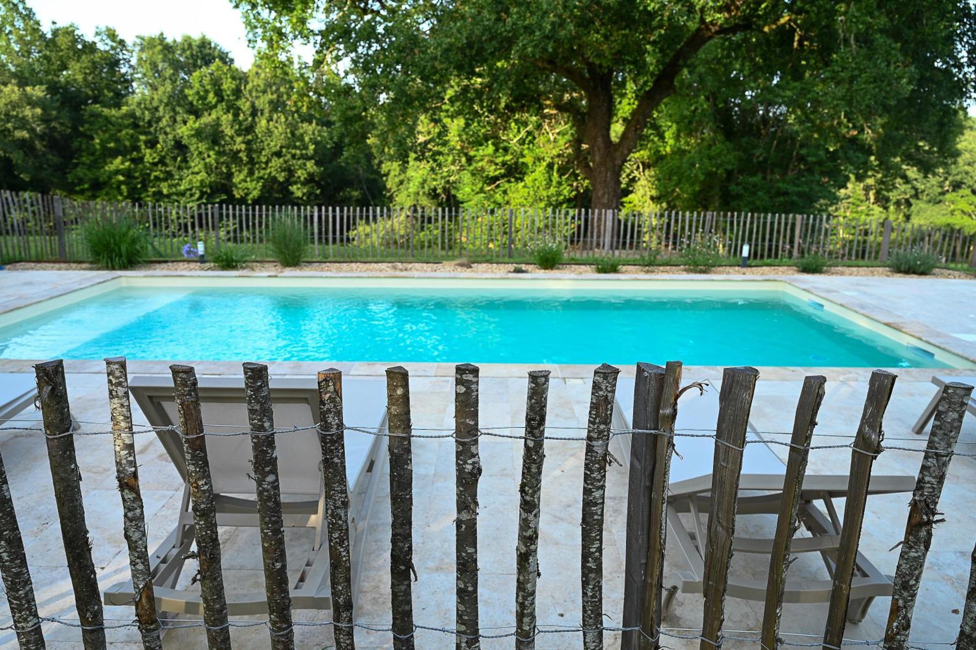 Gite Les Mareillauds - Piscine Salon Ngoại thất bức ảnh